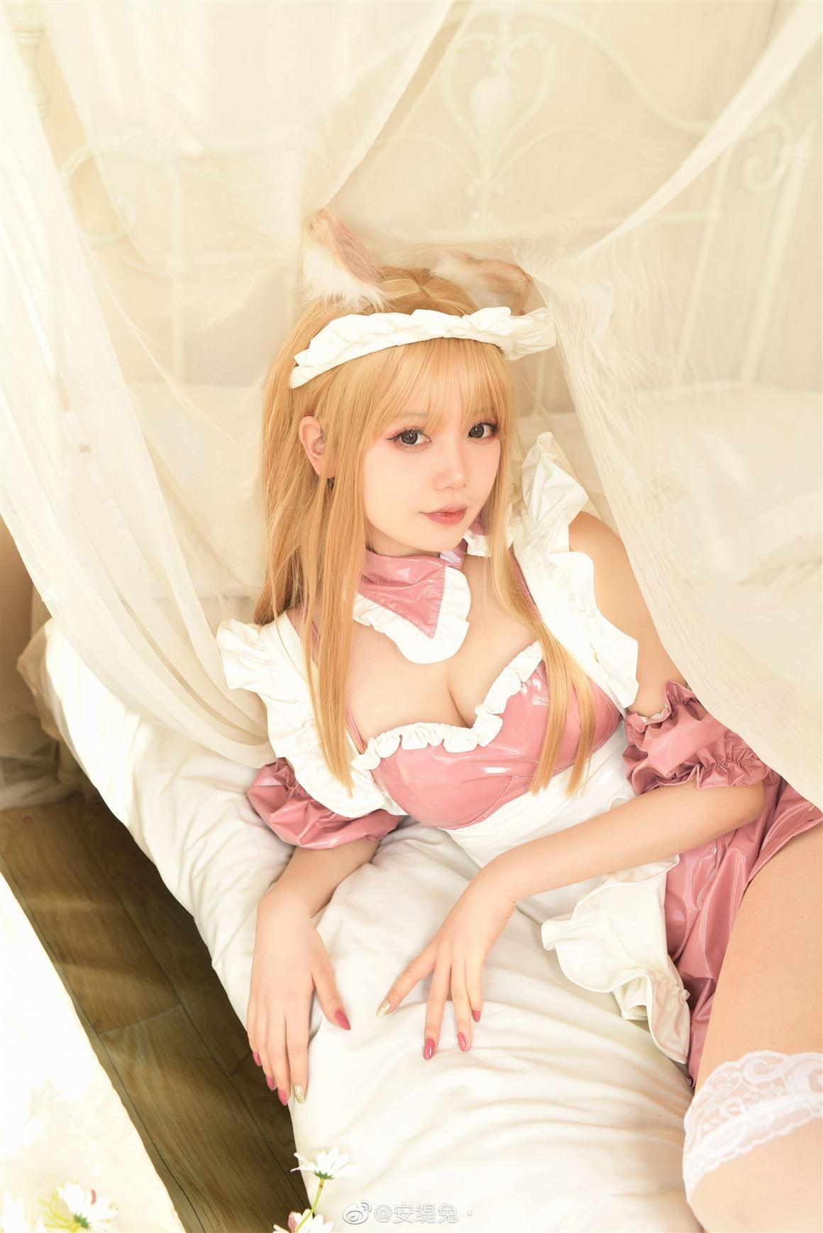 安缇兔：漆皮女仆yyds